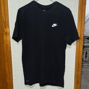 Nike Men's Classic Black Tee